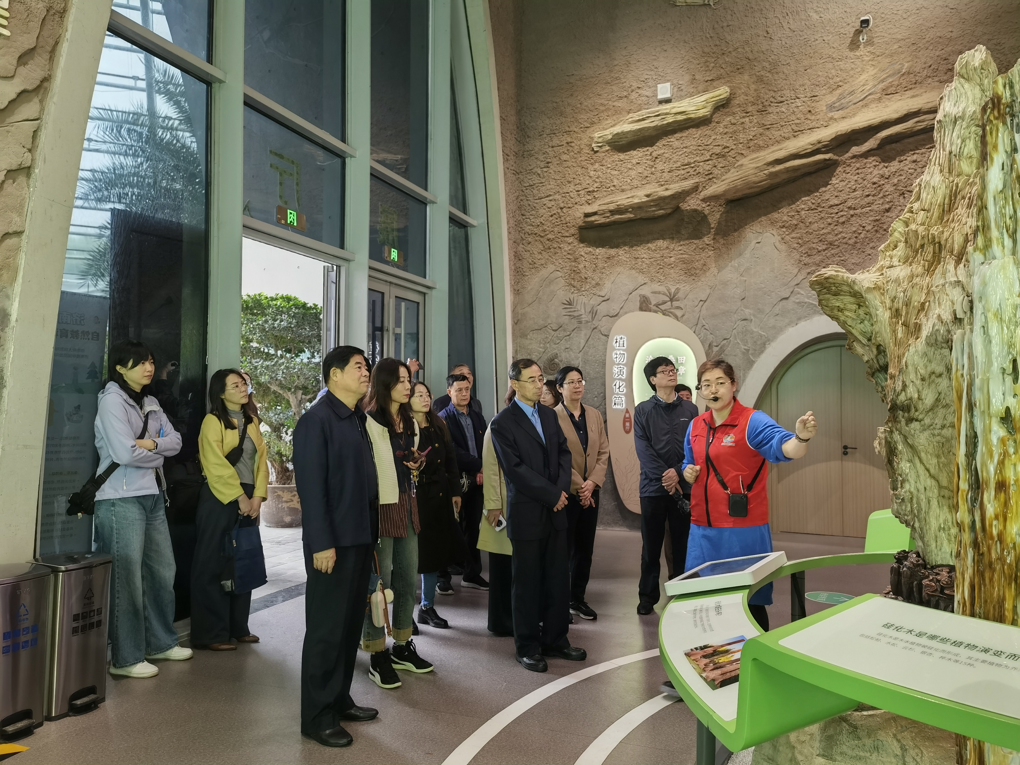 1760662844907200.jpg 5.jpg